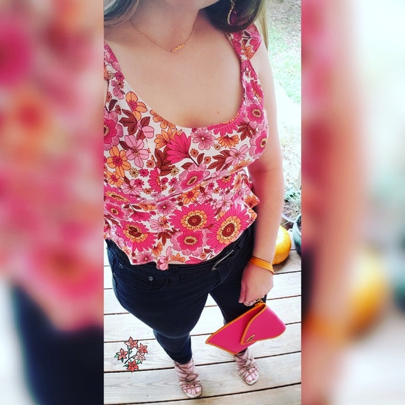 Meet Your Posher - Picture 7 of 8